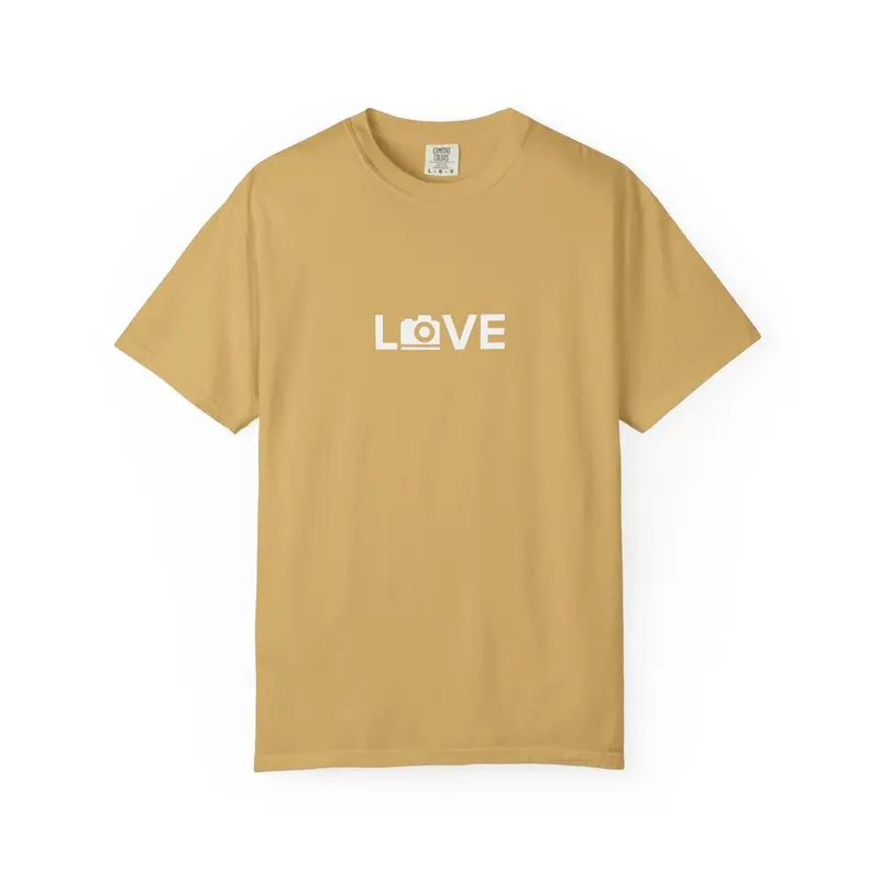 Unisex Pictureline Summer Love Shirt