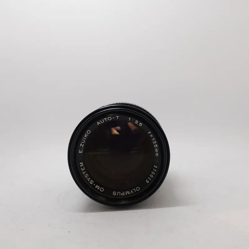 Used Olympus E. Zuiko Auto-T OM 135mm f/3.5 Lens | Black | U9
