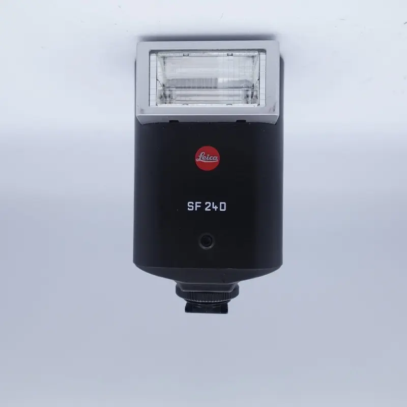 Used Leica SF 240 Flash | Black | U9