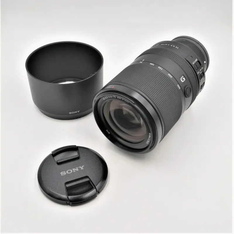 Sony FE 70-300mm f/4.5-5.6 G OSS Lens **OPEN BOX**