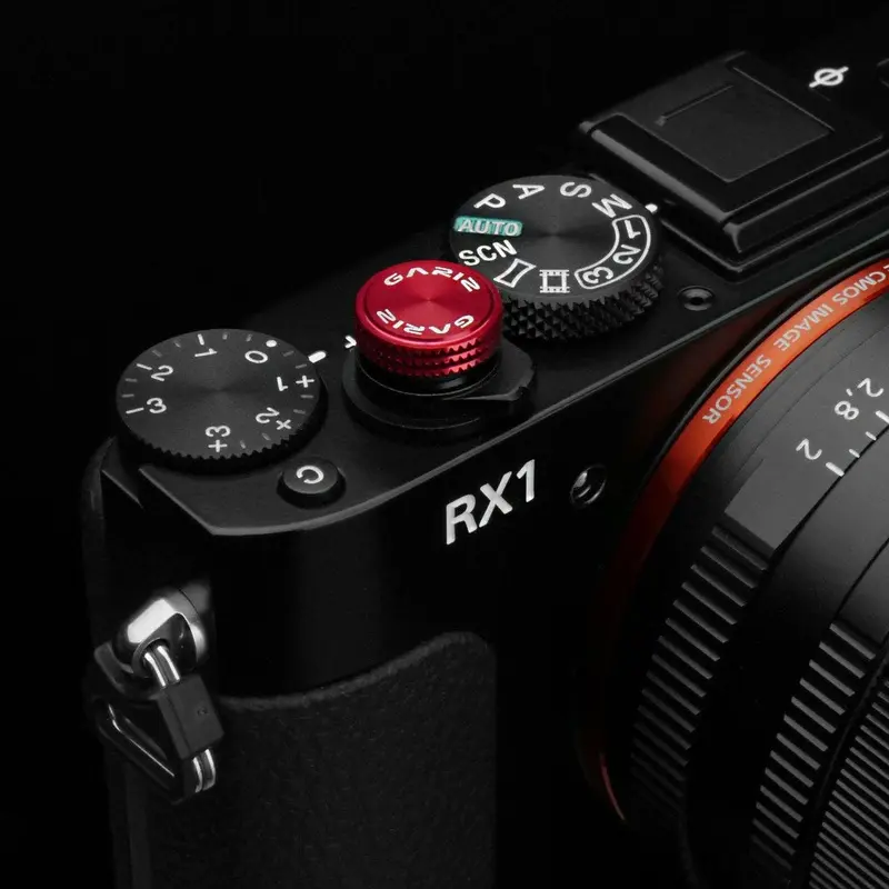 Gariz Screw Type Soft Button in Red XA-SBA3 (Red Thread)