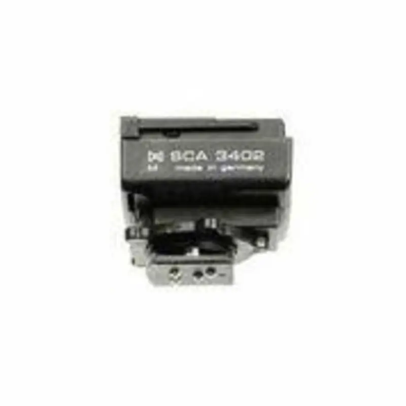 METZ SCA 3402 / Nikon M10