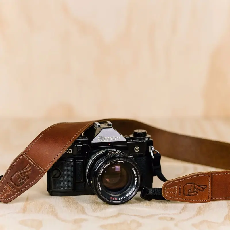 Lucky Straps Simple 40 Leather Camera Strap - Natural Brown with Brown Stitching