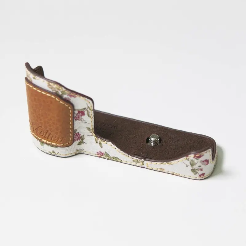 Melten Camera Half Case for Sony A5000 A5100 - White Flower